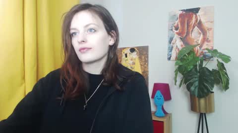 Nadine online show from 02.21.25