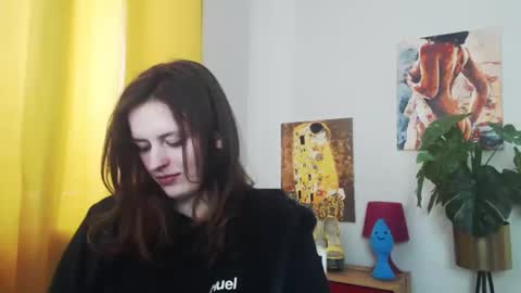 Nadine online show from 02.24.25