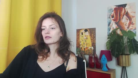 Nadine online show from 09.16.25