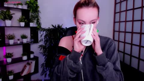 Snapshot of fane_stain chatting on 02.19.26 Merida but you can call me Ida online show from 02.19.26