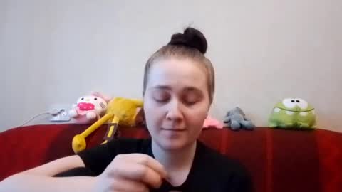 Snapshot of fanniepeacemaker chatting on 05.14.26 Sara online show from 05.14.26