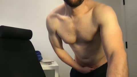 Snapshot of fantacyland chatting on 12.19.24 Alex online show from 12.19.24