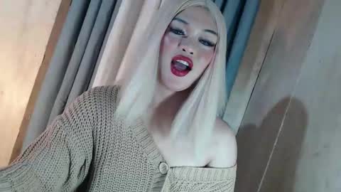 Snapshot of fantasticcock69_daniella chatting on 05.13.26 DANIELLA - DONT FORGET TO GIVE ME A THUMBSU UP online show from 05.13.26