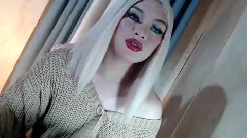 Snapshot of fantasticcock69_daniella chatting on 05.21.26 DANIELLA - DONT FORGET TO GIVE ME A THUMBSU UP online show from 05.21.26