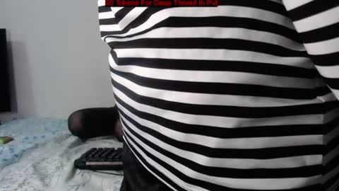 Snapshot of fantasyandsdreams chatting on 07.02.26 fantasyandsdreams online show from 07.02.26