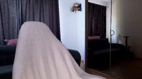 Snapshot of fantasymaria chatting on 06.15.26 my name is Masha online show from 06.15.26
