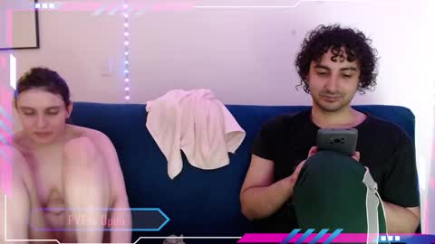 Snapshot of fap_and_furious_ chatting on 10.04.25 fap_and_furious_ online show from 10.04.25