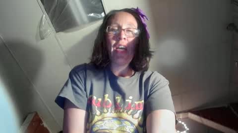 Snapshot of fapqueenc17 chatting on 09.20.25 Scarlett online show from 09.20.25