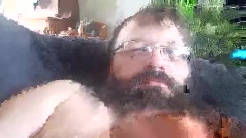 Snapshot of farm2boy chatting on 12.10.24 Farm2boy online show from 12.10.24