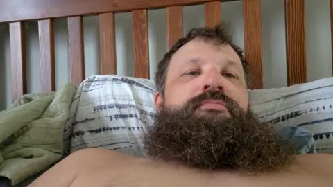 Snapshot of farm2boy chatting on 02.25.26 Farm2boy online show from 02.25.26