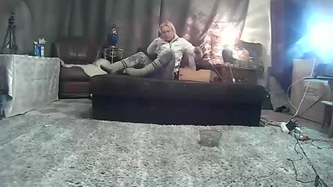 hausewife online show from 01.30.25