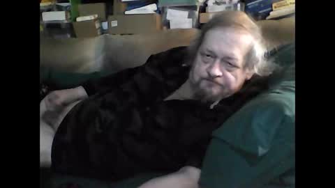 HoneyCumJuice4U online show from 10.28.25