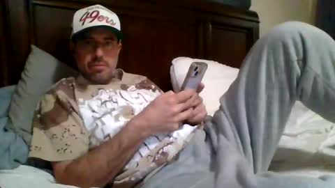Snapshot of fat_dick_brian chatting on 01.17.26 FATdickBOY online show from 01.17.26