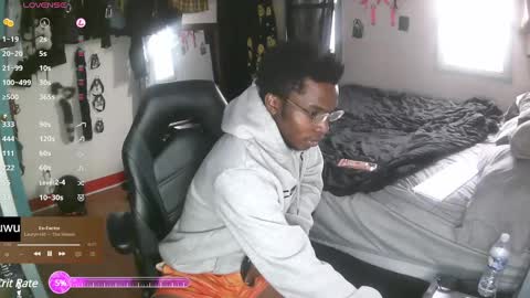 Snapshot of fathabackwoods chatting on 12.10.24 Grape online show from 12.10.24