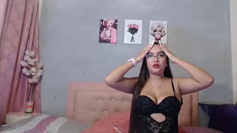 fatima_bosch online show from 11.30.25