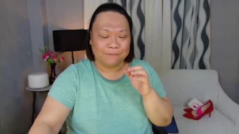 Snapshot of fatlucy chatting on 09.22.25 Fatlucy online show from 09.22.25