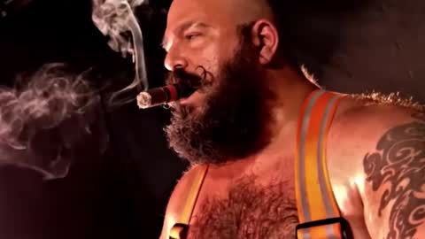 FAT PAPA online show from 10.05.25