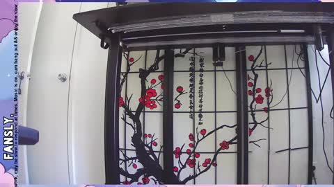 Snapshot of fatrisk chatting on 10.09.25 Zoey online show from 10.09.25