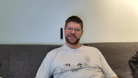 Snapshot of fattenmenow chatting on 02.21.25 fattenmenow online show from 02.21.25