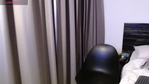 Snapshot of faustosaenz chatting on 03.11.25 FAUSTO online show from 03.11.25