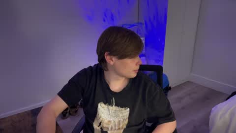 Snapshot of faxxyt chatting on 02.26.25 faxxyt online show from 02.26.25