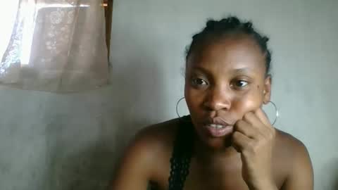 fayence09 online show from 10.25.25