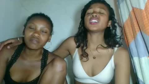 fayence09 online show from 11.18.25