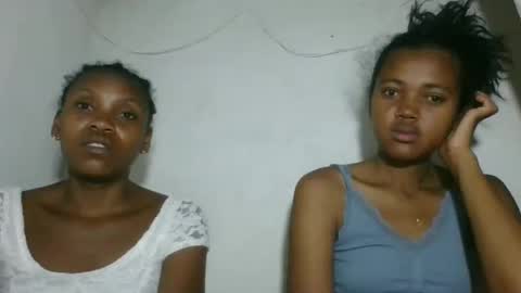 fayence09 online show from 11.24.25