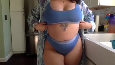 Cherry Fisher online show from 03.09.25