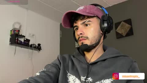 Snapshot of fede69x chatting on 05.25.26 federik online show from 05.25.26