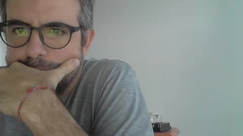 Snapshot of fedeglobos chatting on 01.30.25 fedeGLOBOS online show from 01.30.25