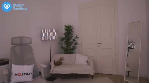 Daniela online show from 12.13.24