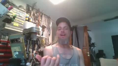 Snapshot of feelfemdom chatting on 09.19.25 feelfemdom online show from 09.19.25