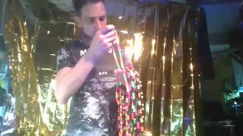 Snapshot of feelfemdom chatting on 11.16.25 feelfemdom online show from 11.16.25