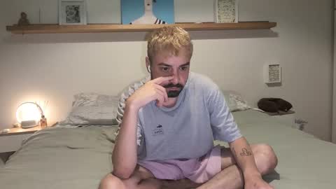 Snapshot of feetonlyguy chatting on 01.13.26 Feetonlyguy online show from 01.13.26