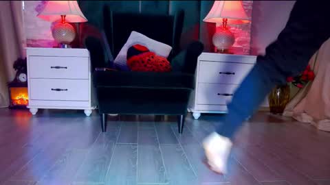 Snapshot of feetvibe chatting on 02.17.26 FeetVibe online show from 02.17.26