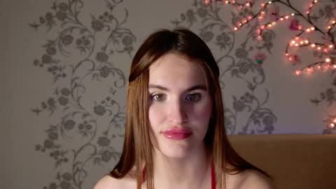 Snapshot of felicia_lav chatting on 04.30.26 Frida online show from 04.30.26