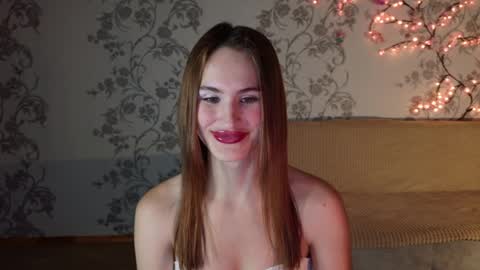 Snapshot of felicia_lav chatting on 06.08.26 Frida online show from 06.08.26