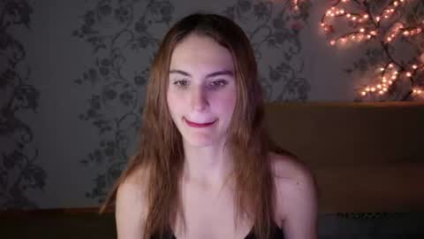 Snapshot of felicia_lav chatting on 06.09.26 Frida online show from 06.09.26