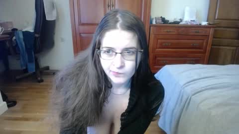 Felicia online show from 10.19.25