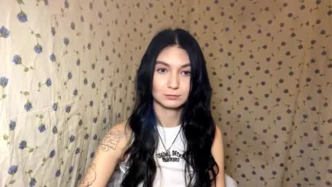 Lola online show from 03.12.26