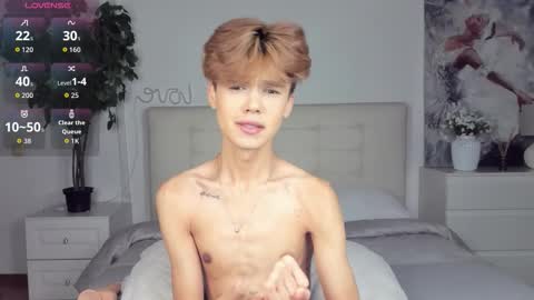 Snapshot of felix_rey chatting on 09.23.25 Felix online show from 09.23.25