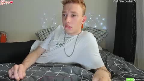Snapshot of felixcurt69 chatting on 07.22.26 felixcurt online show from 07.22.26