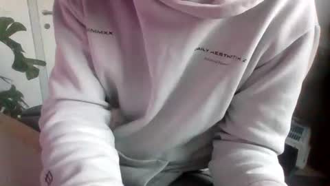 fem_alice_louis_dom online show from 12.04.25