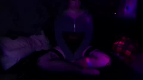 Snapshot of femboywannabe chatting on 12.12.24 ElaraJean online show from 12.12.24