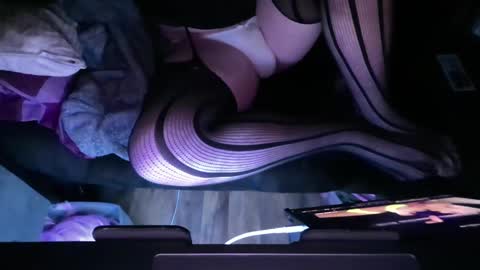 Snapshot of femboywannabe chatting on 01.03.25 ElaraJean online show from 01.03.25