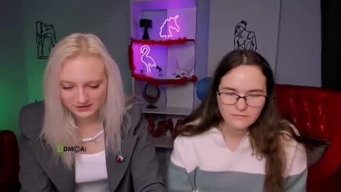 Snapshot of femida_love chatting on 03.12.25 Femida online show from 03.12.25