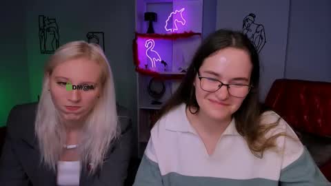 Snapshot of femida_love chatting on 03.12.25 Femida online show from 03.12.25