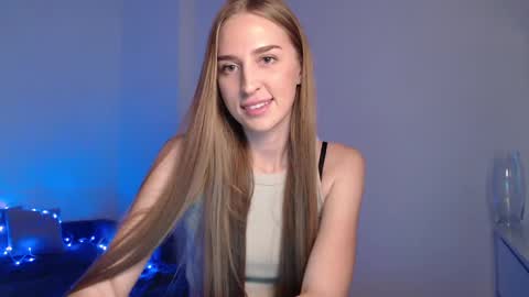 Femke online show from 12.19.24