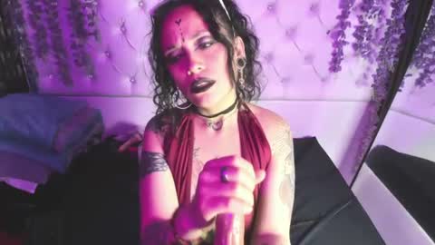 Snapshot of fenix_lilith69 chatting on 07.01.26 Fenix Lilith69 online show from 07.01.26